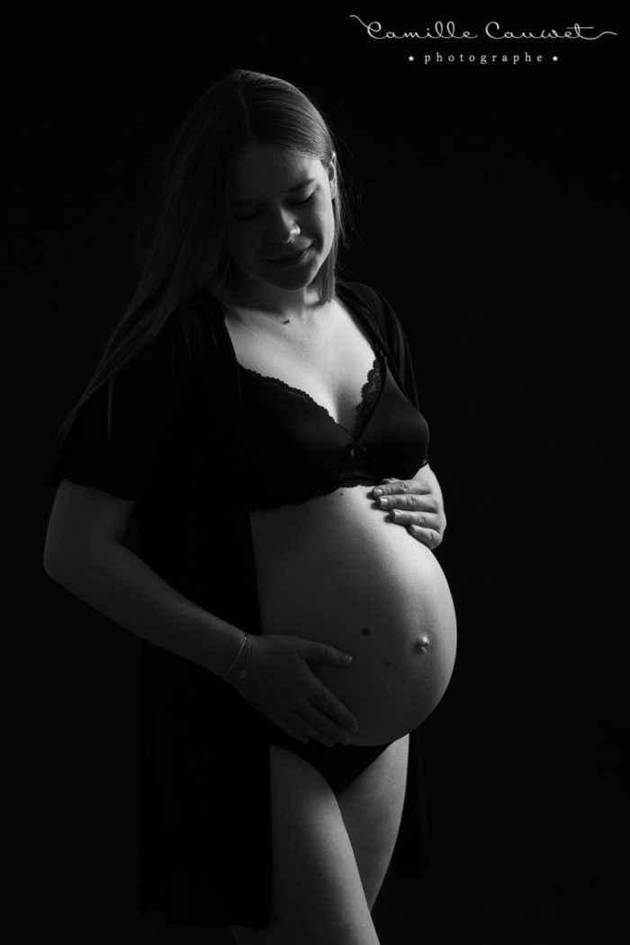 seance photo femme enceinte en studio