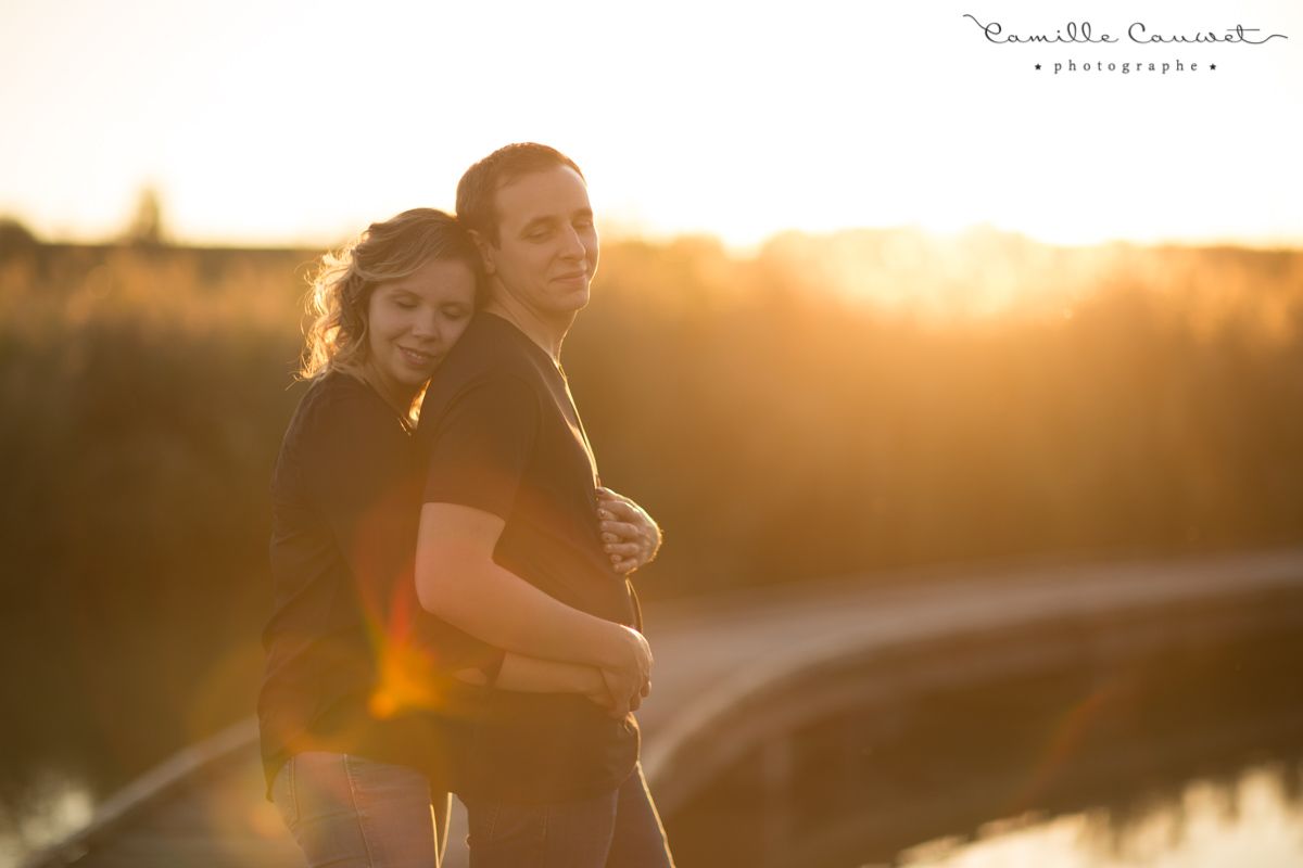 photo de couple au coucher du soleil en seine-et-marne