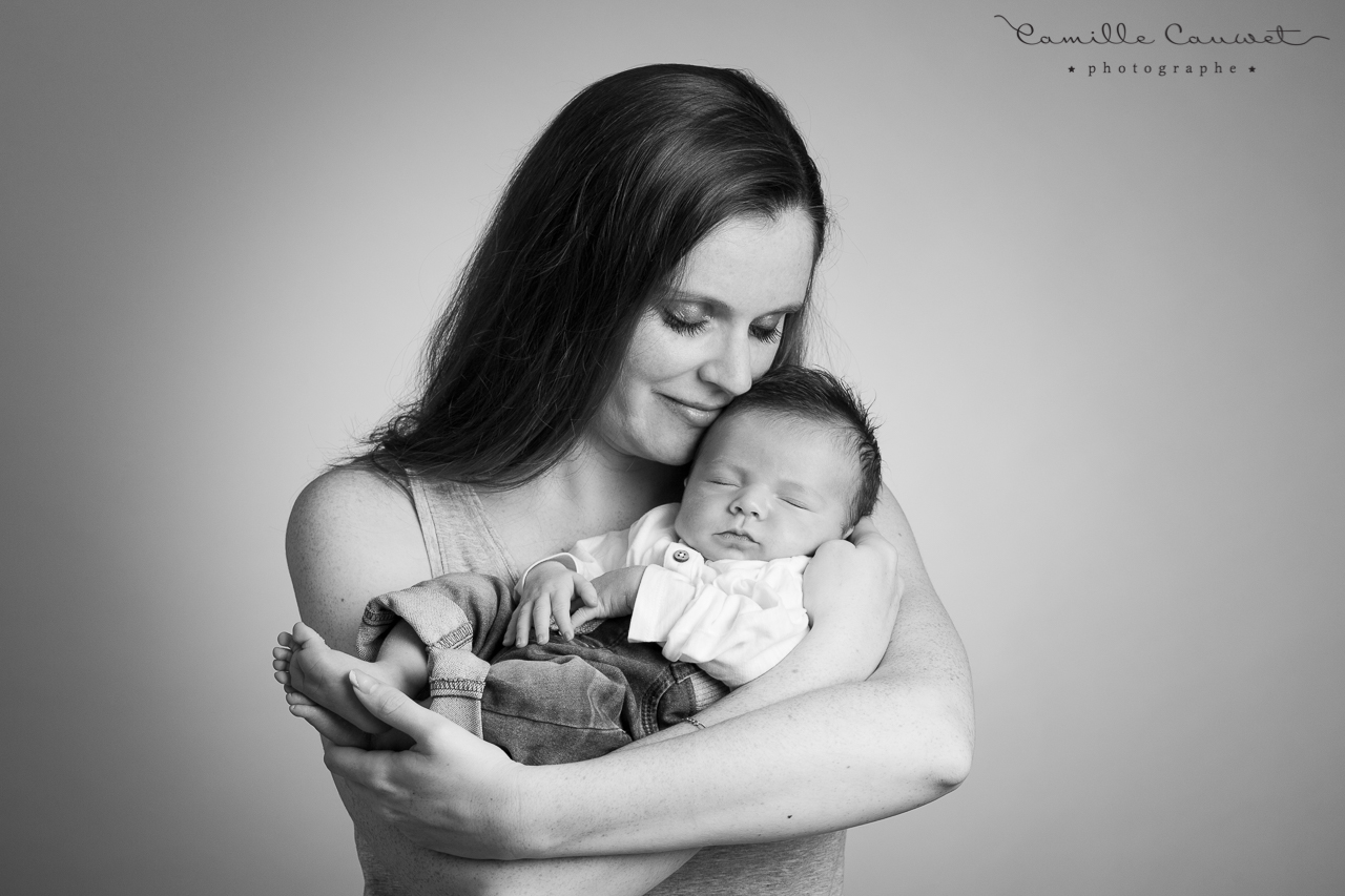 portrait bébé avec maman