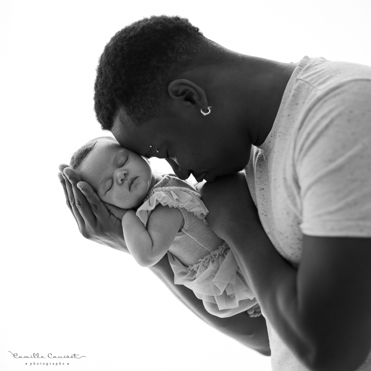 portrait papa et bebe noir et blanc