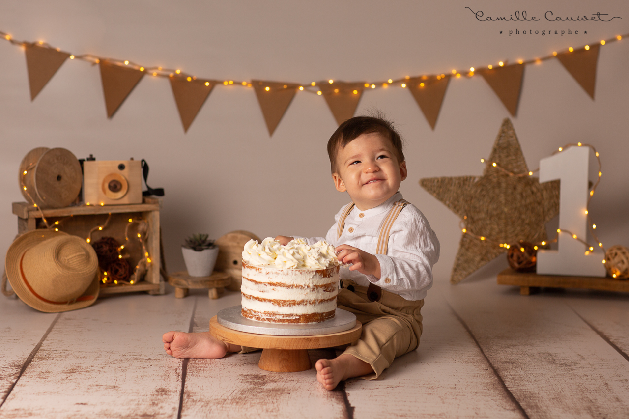 photo anniversaire 1 an avec gâteau