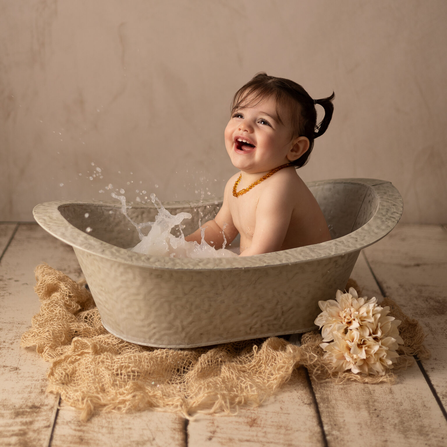 bebe bain de lait