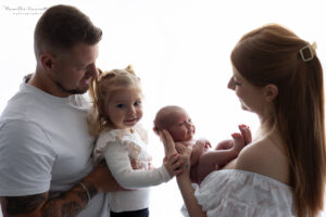 photo de famille avec bébé